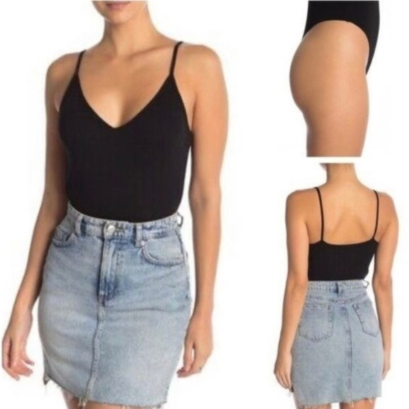 Bnwt BP Ribbed V neck Bodysuit from Nordstrom - Picture 1 of 12